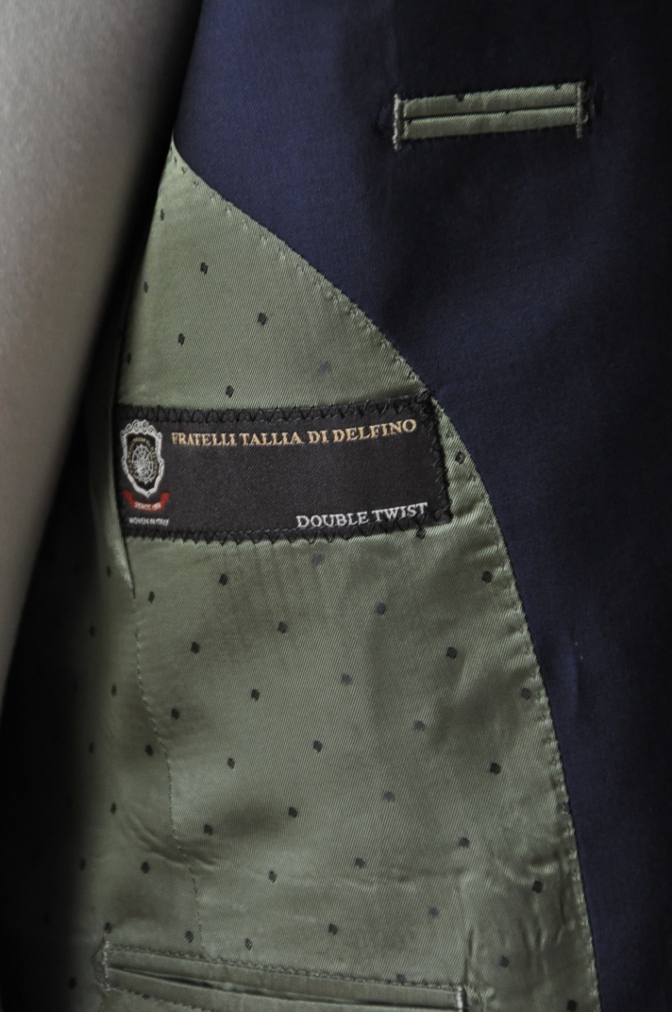 お客様のスーツの紹介-TALLIA DI DELFINO ネイビースーツ- | DEFFERT